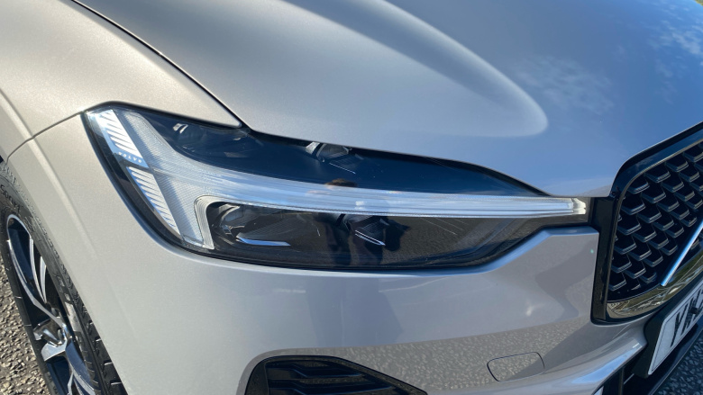 Volvo Xc60 2.0 B4D R DESIGN 5dr AWD Geartronic Diesel Estate